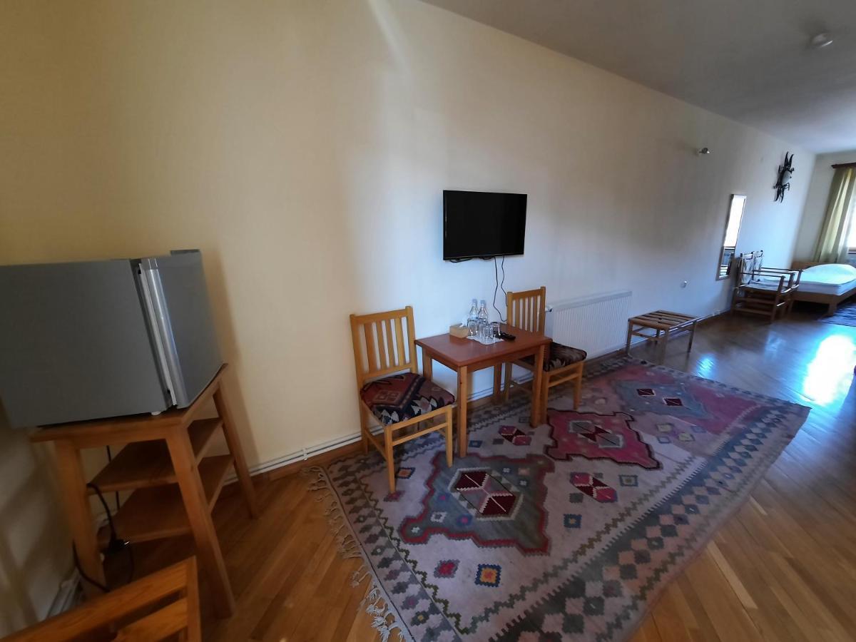 Hotel Mirhav غوريس المظهر الخارجي الصورة