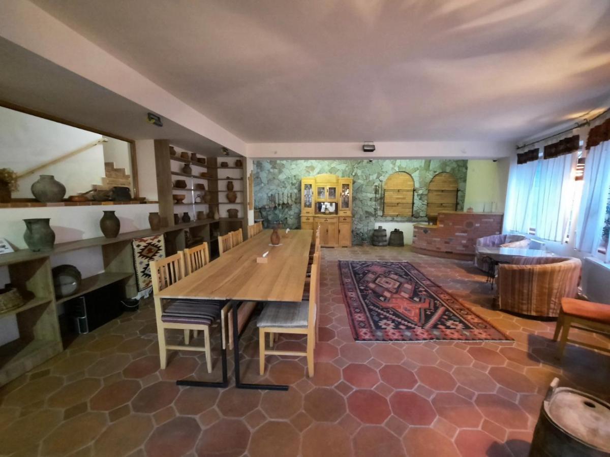 Hotel Mirhav غوريس المظهر الخارجي الصورة