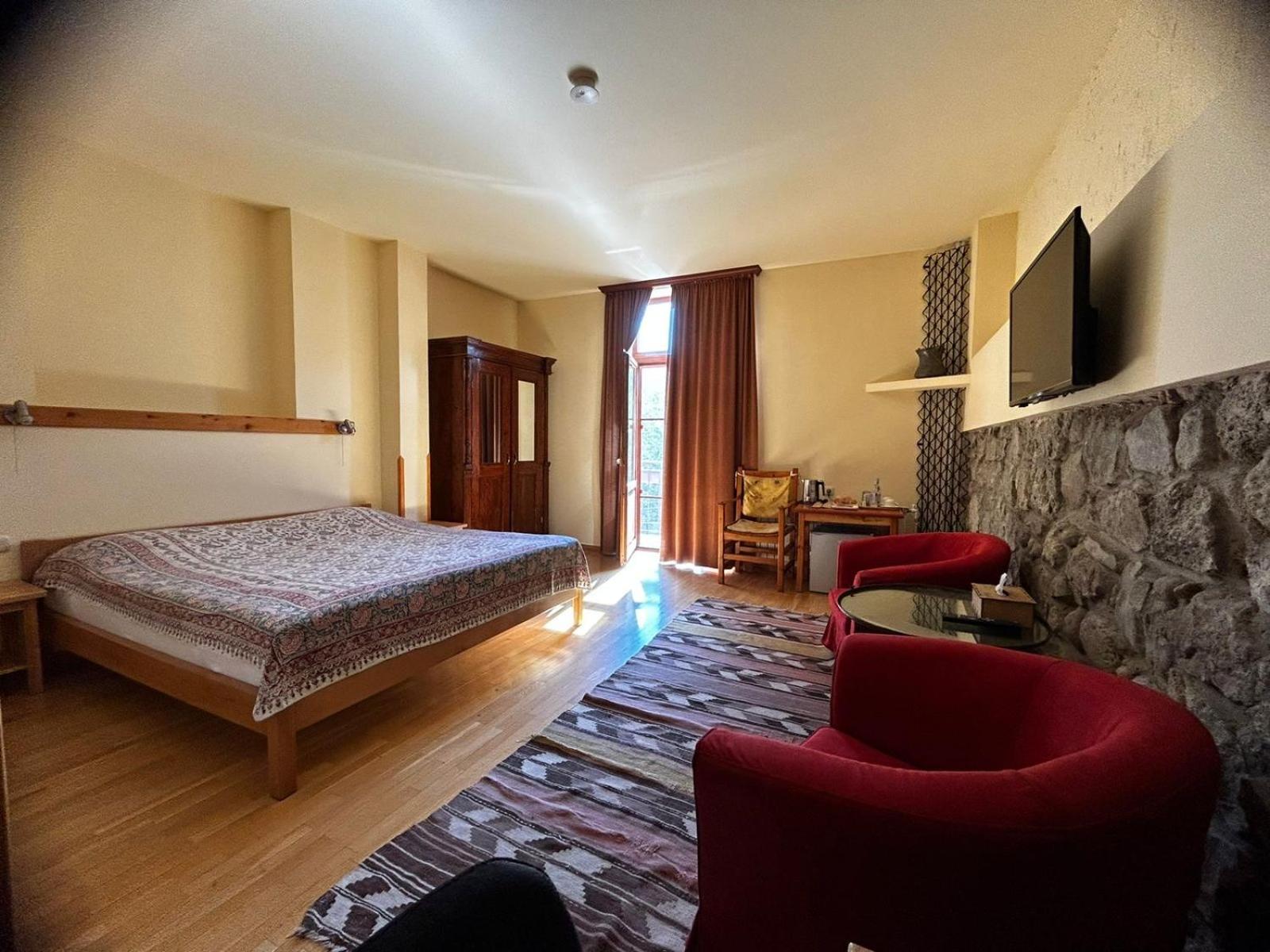 Hotel Mirhav غوريس المظهر الخارجي الصورة