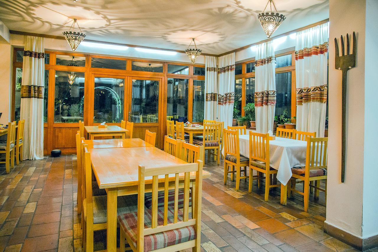 Hotel Mirhav غوريس المظهر الخارجي الصورة