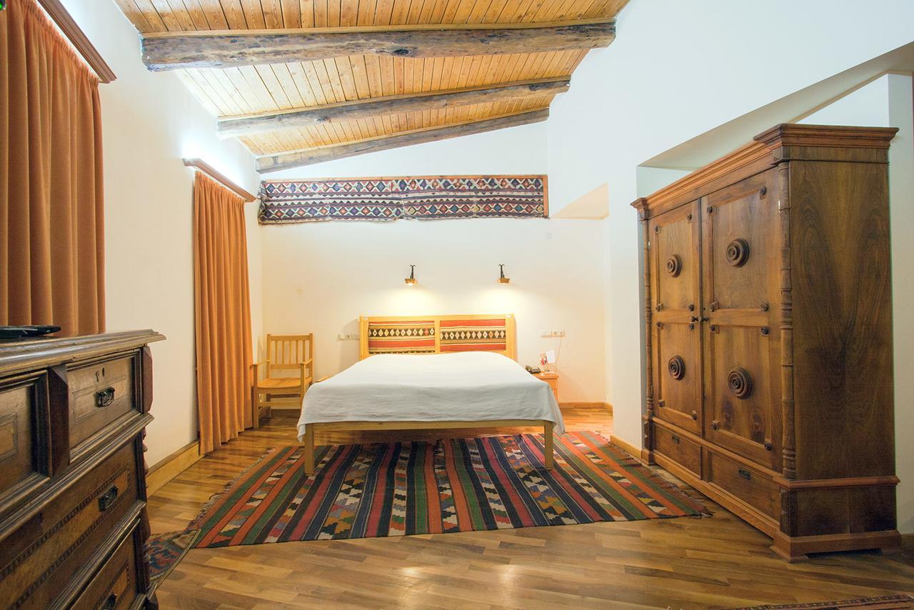 Hotel Mirhav غوريس المظهر الخارجي الصورة